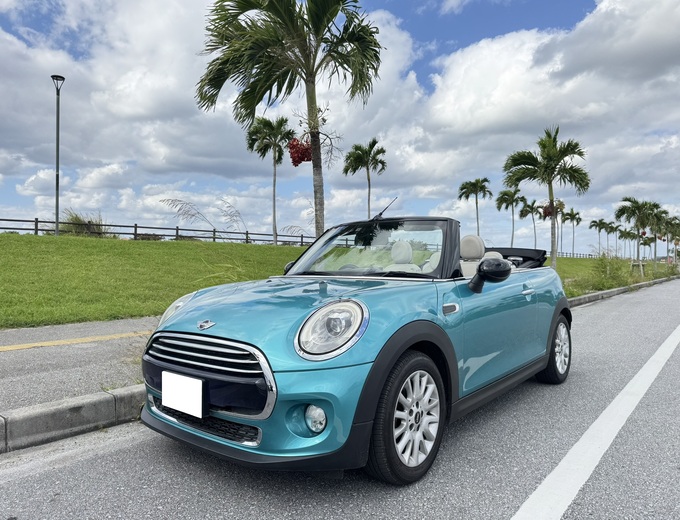 【MINIオープンカー】おしゃれで可愛い愛されボディ!Bluetooth対応・充電器・チャイルドシート無料貸出し!